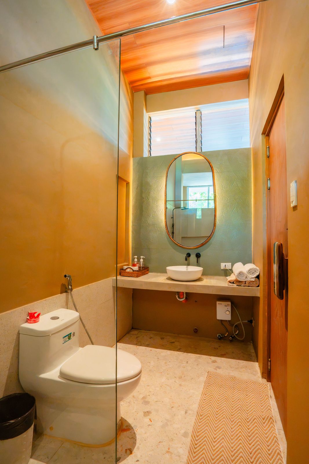 Bunk Room bathroom