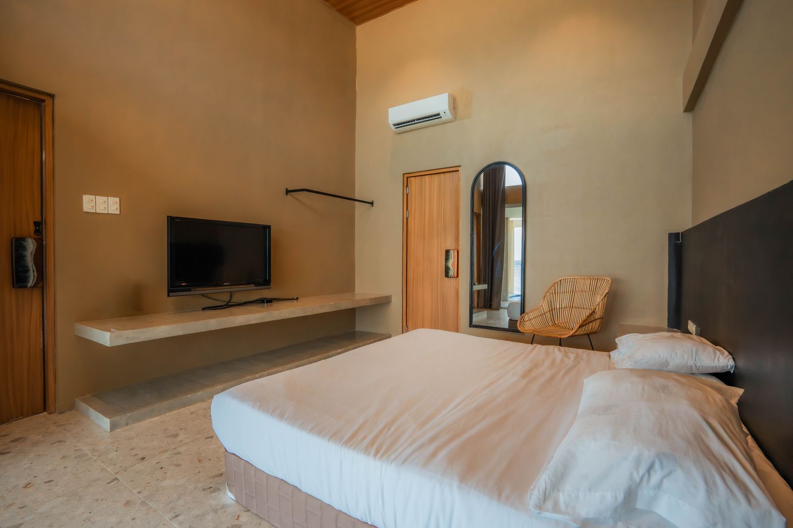 Master Suite bedroom